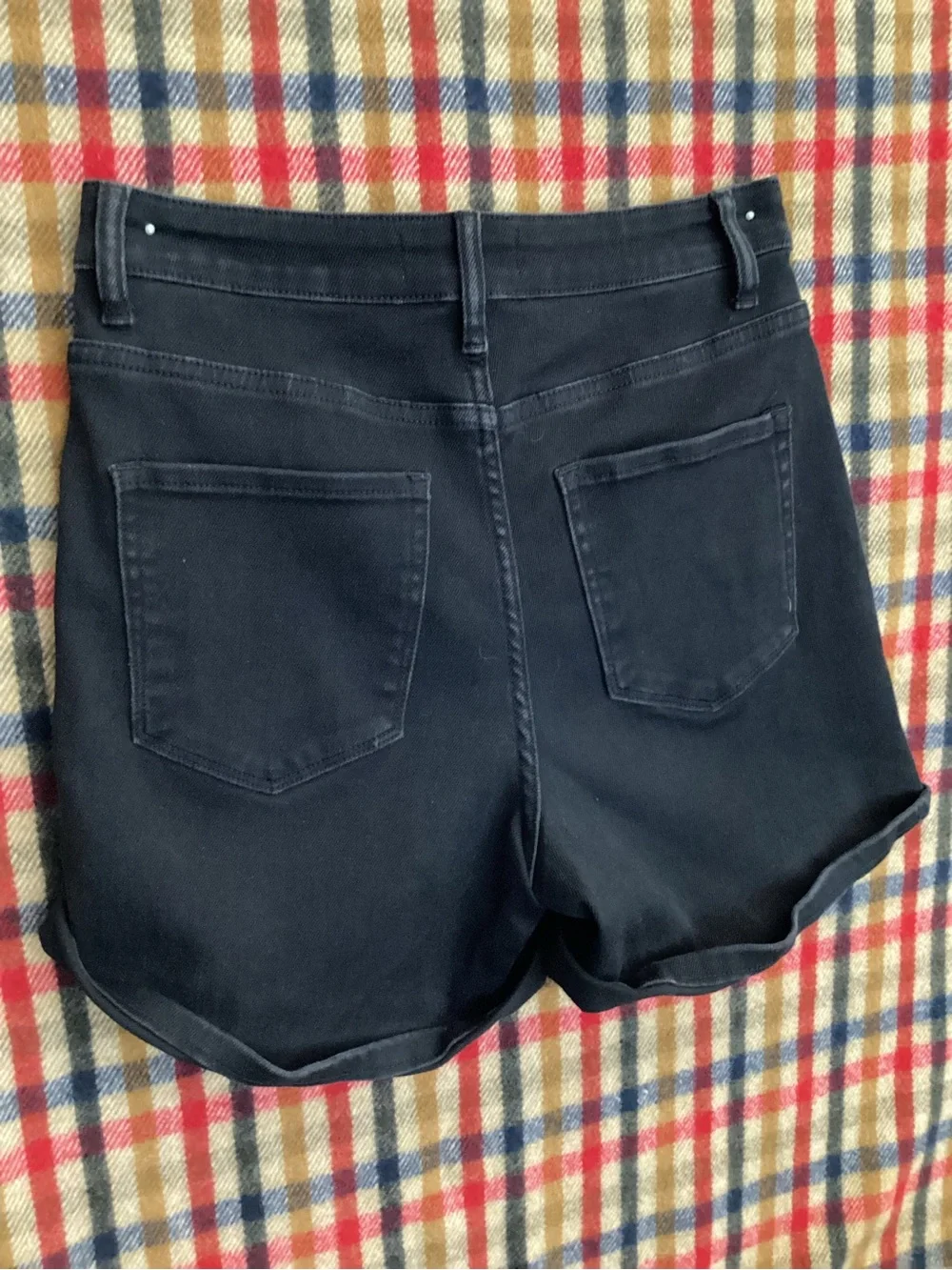Vervet black Jean shorts women’s size medium